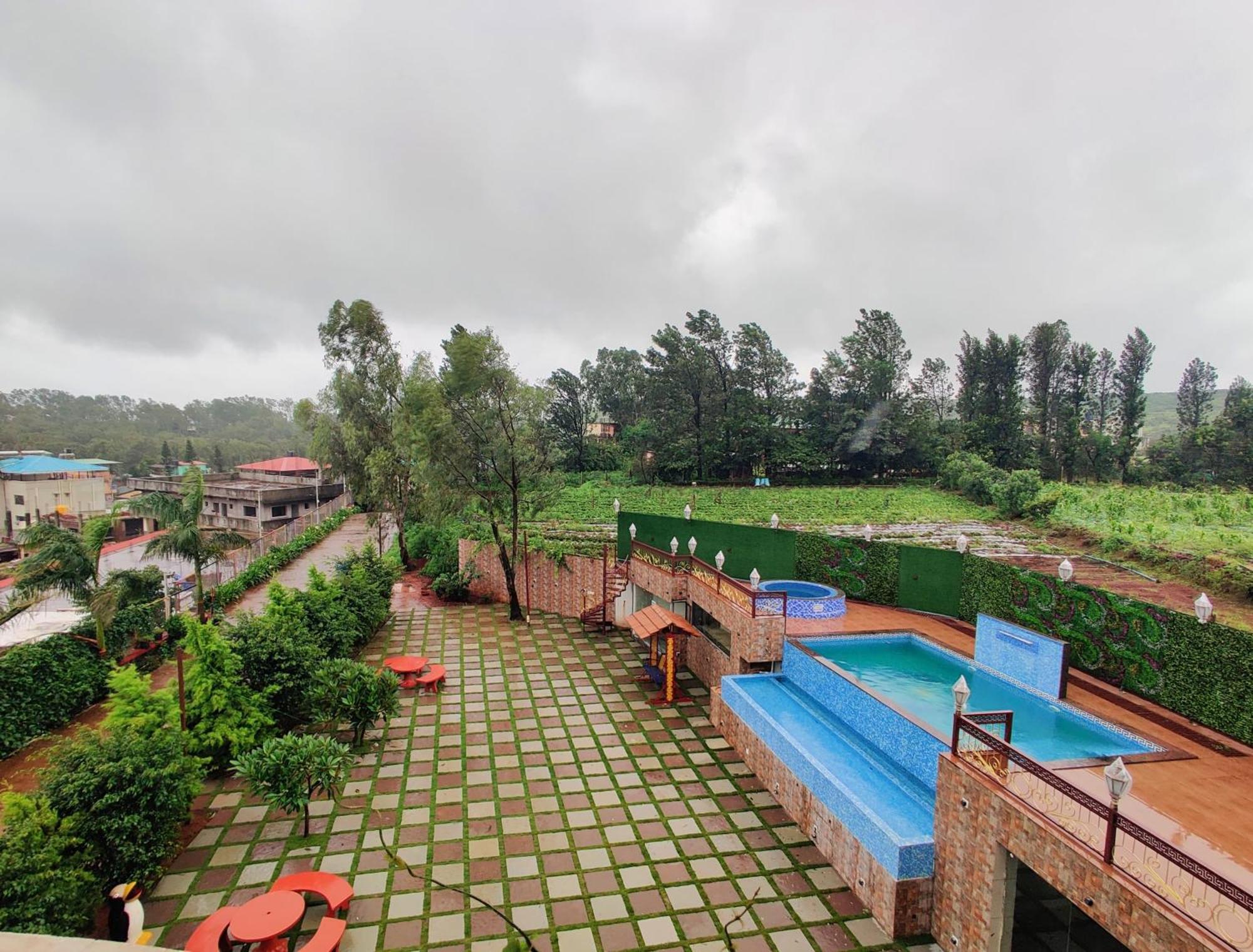 Quinte Hills Residency Villa Panchgani Eksteriør bilde